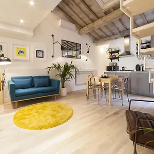 San Lorenzo With Private Terrace Appartamento